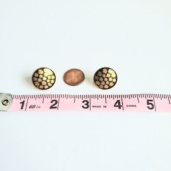 Vintage Damascene Earrings Gold Tone Floral Leaf Screw Back Clip-On 60s 70s - Picture 5 of 7